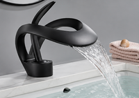 Robinet de Lavabo Cascade en Laiton – Mitigeur Moderne Design